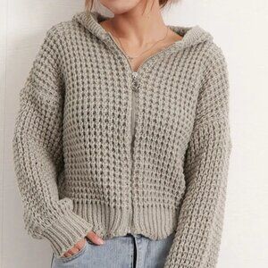 Women’s Chunky Knit Hooded Zip-Up Sweater Jacket – Retro Style